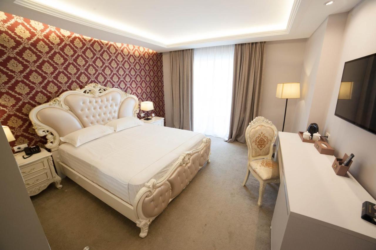 Grand Blue Fafa Resort & Spa Дуррес Екстер'єр фото
