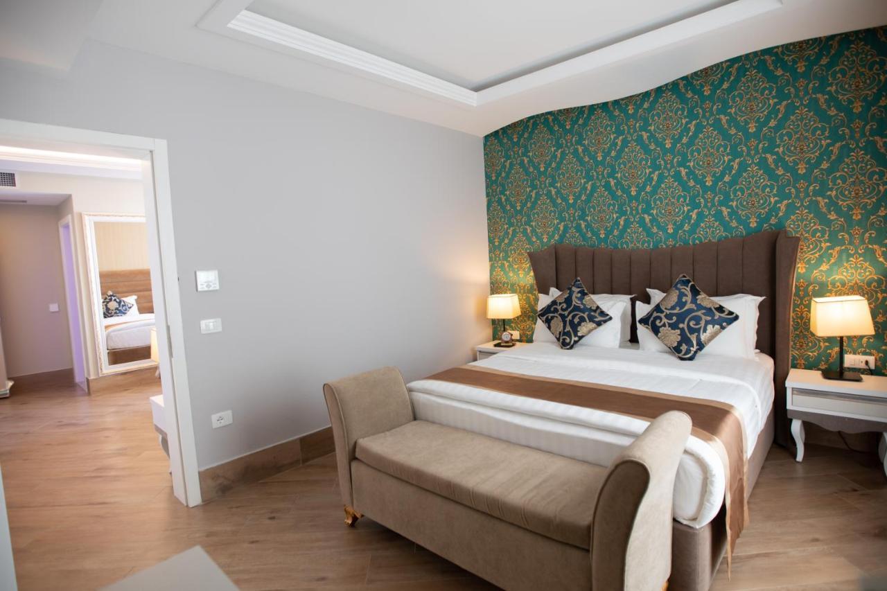 Grand Blue Fafa Resort & Spa Дуррес Екстер'єр фото